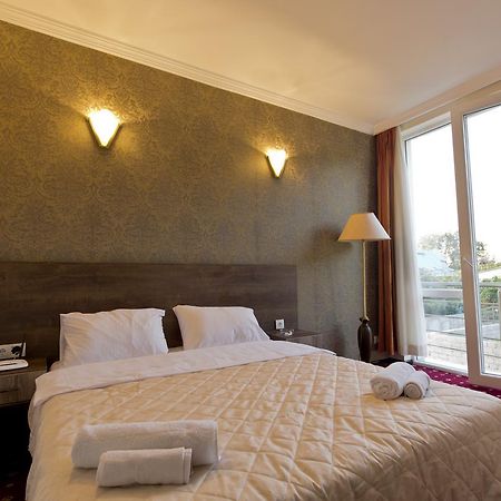 Orange Hotel Gonio Extérieur photo