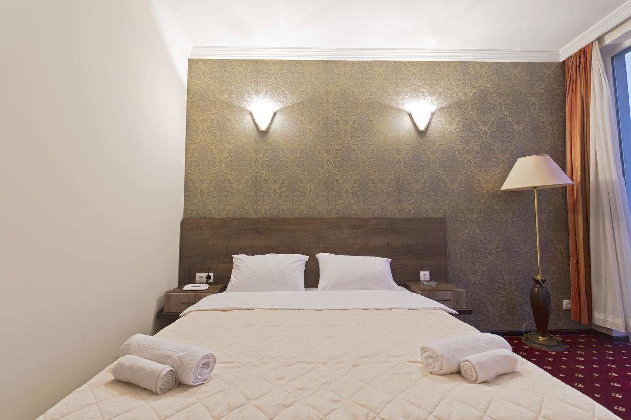 Orange Hotel Gonio Extérieur photo