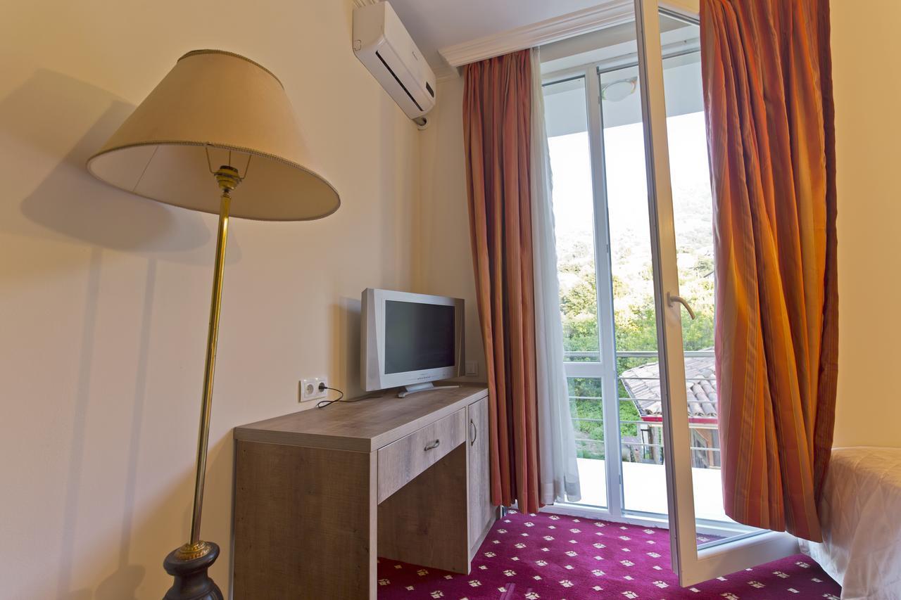 Orange Hotel Gonio Extérieur photo