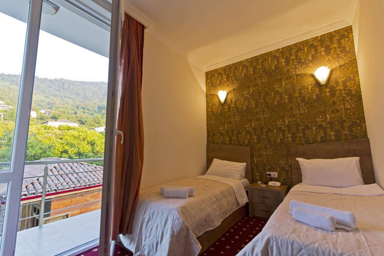 Orange Hotel Gonio Extérieur photo
