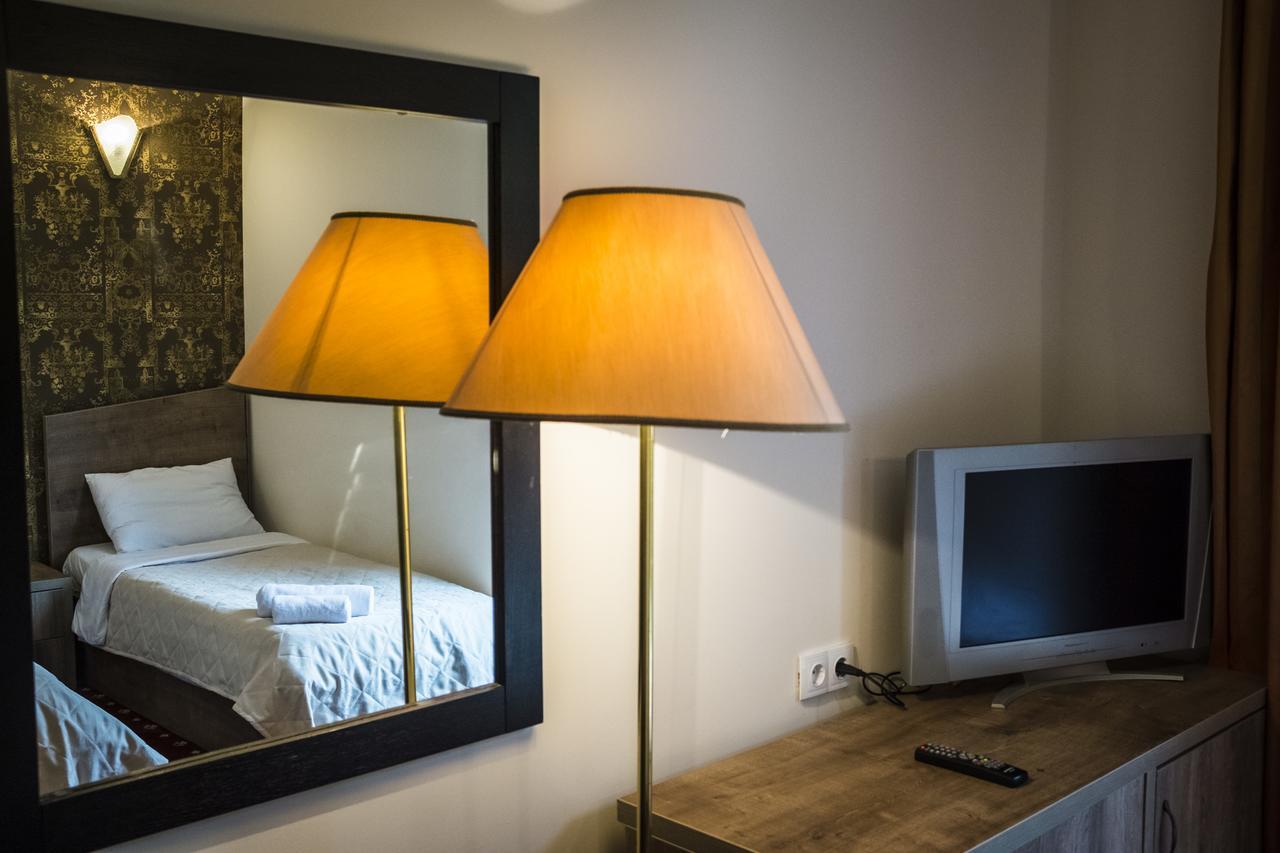 Orange Hotel Gonio Extérieur photo