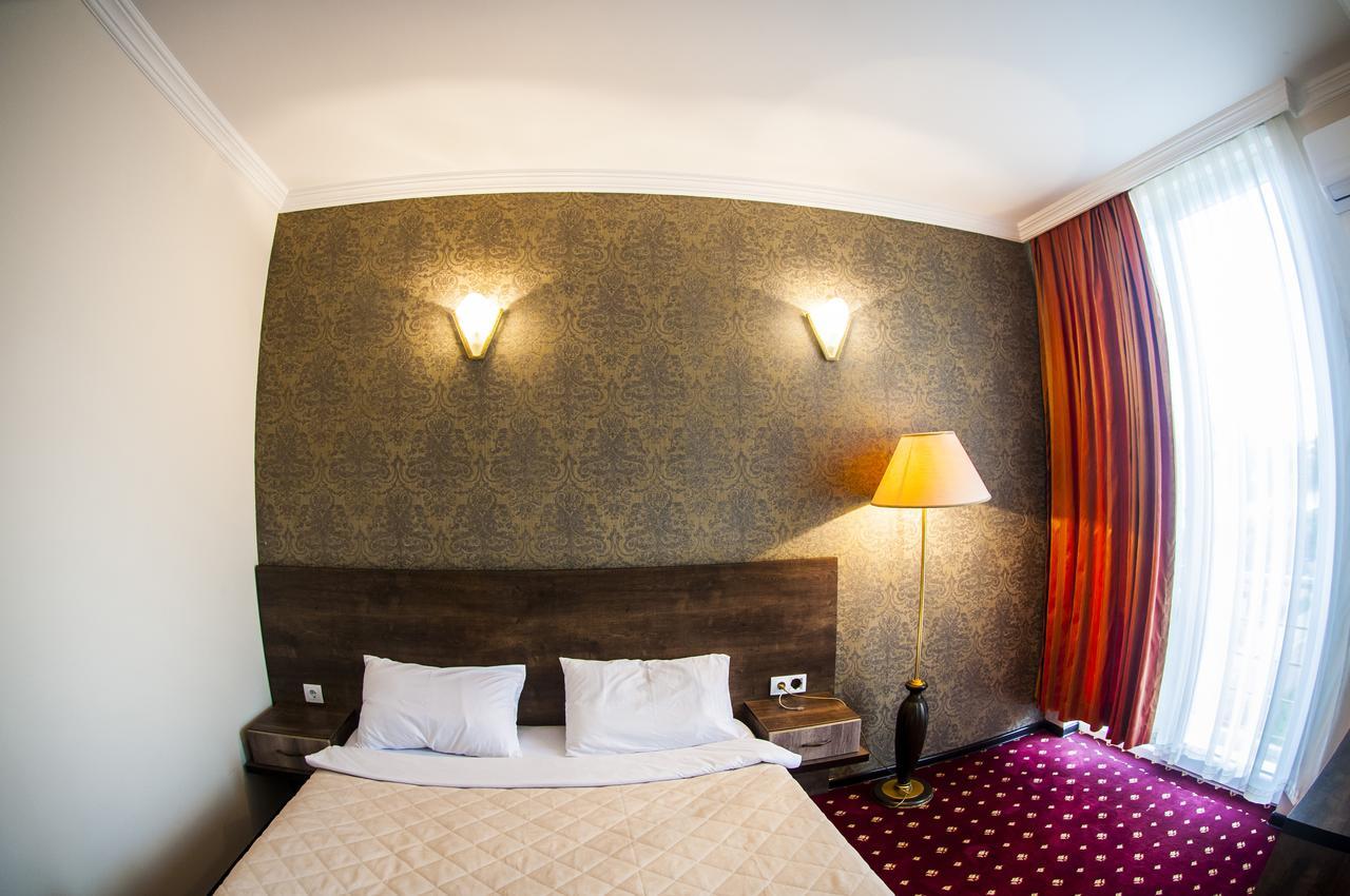 Orange Hotel Gonio Extérieur photo
