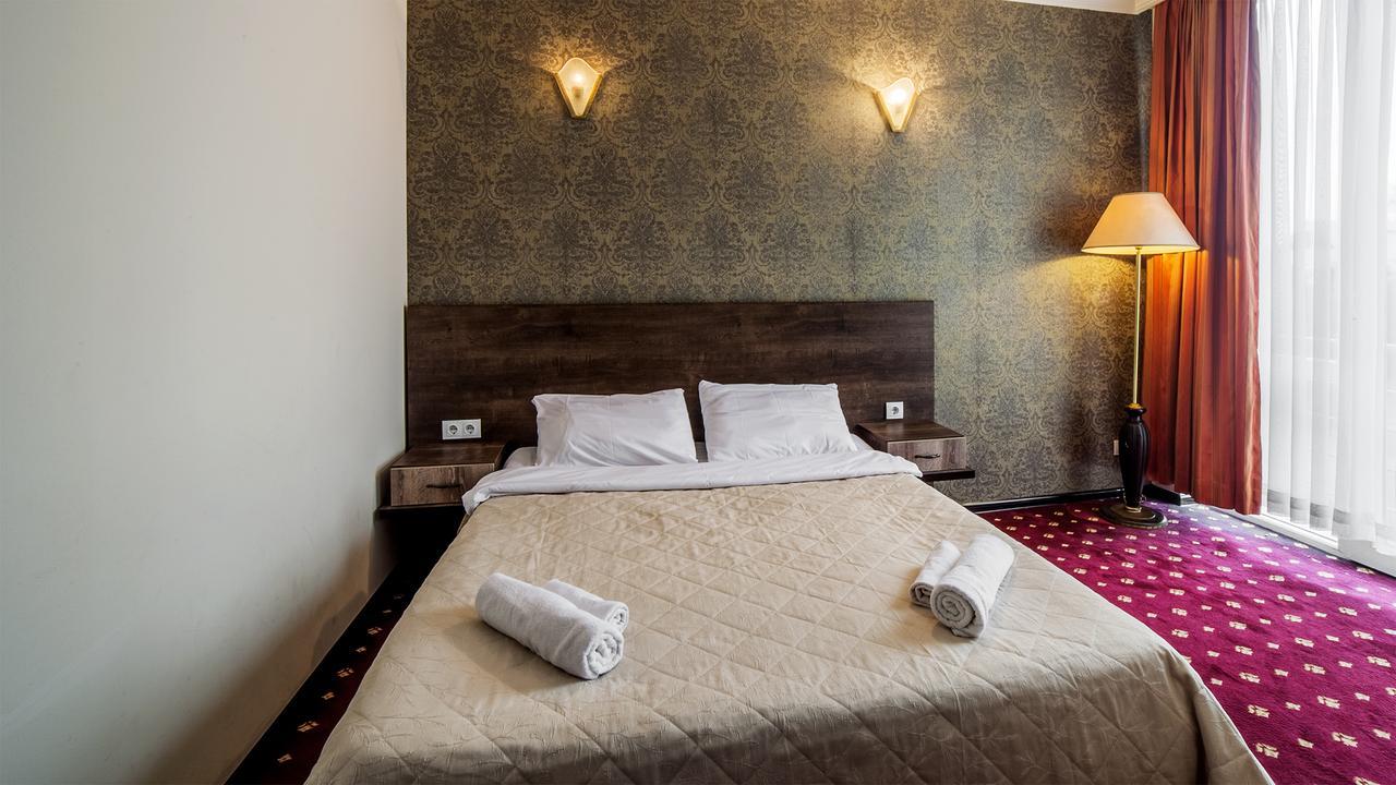 Orange Hotel Gonio Extérieur photo