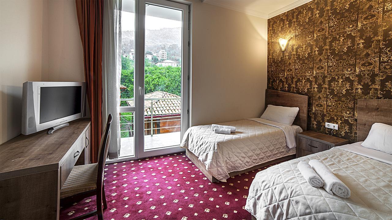 Orange Hotel Gonio Extérieur photo