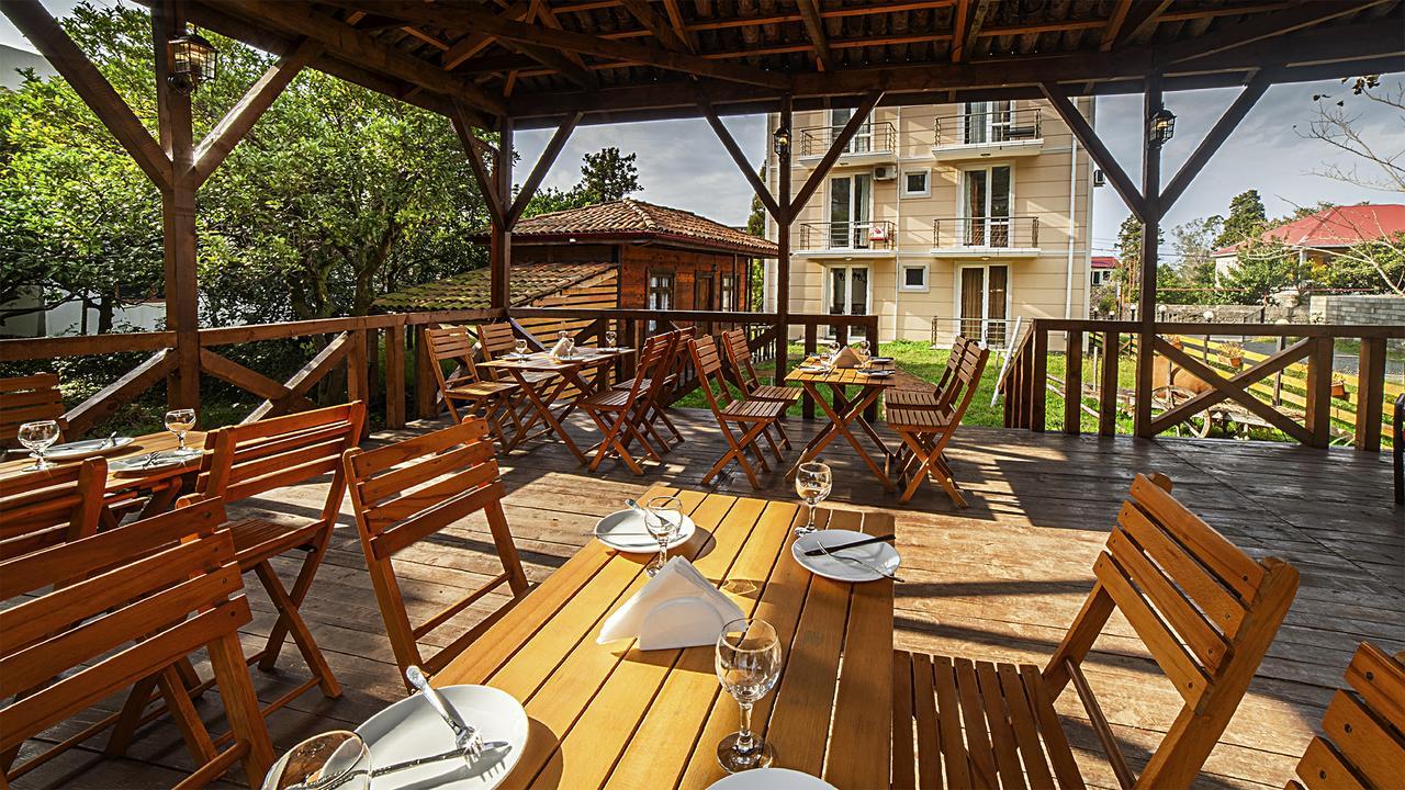 Orange Hotel Gonio Extérieur photo